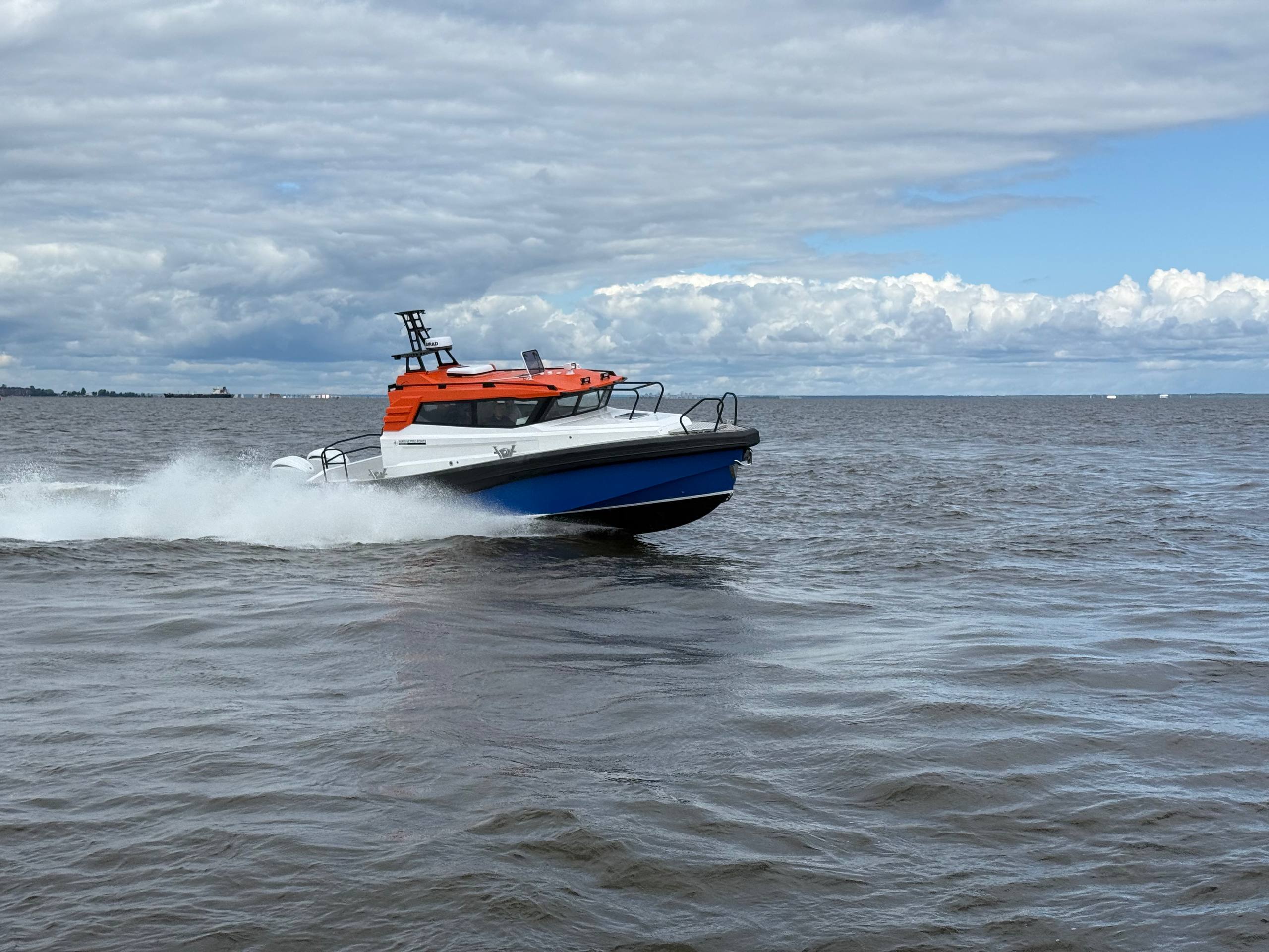 Испытания катера Mariner-1000